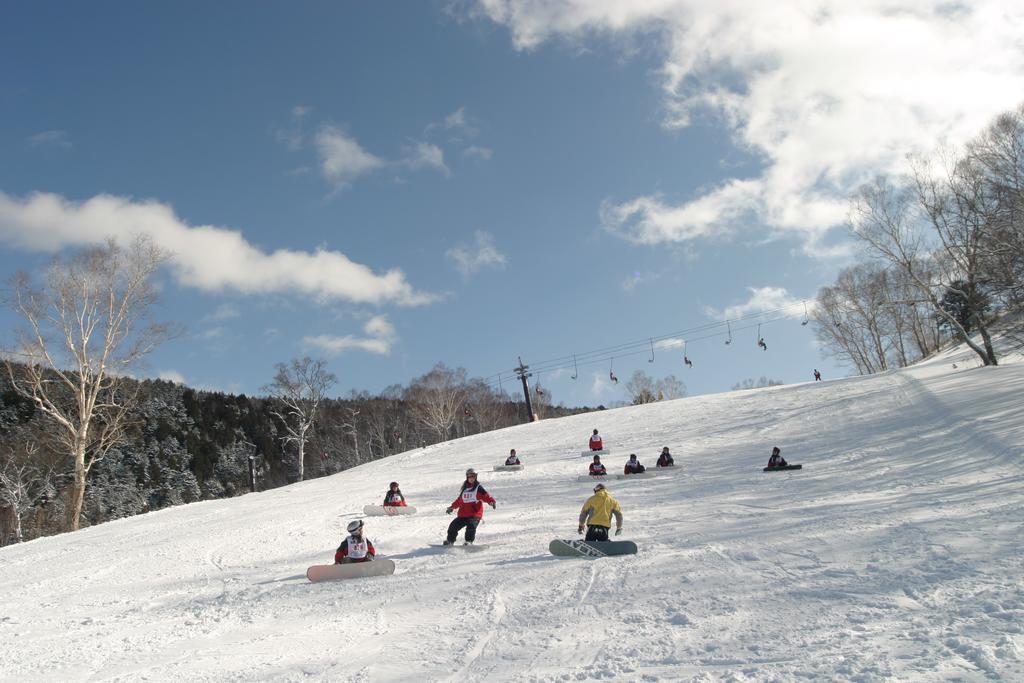 Kidoike Onsen Hotel Yamanouchi  Zewnętrze zdjęcie