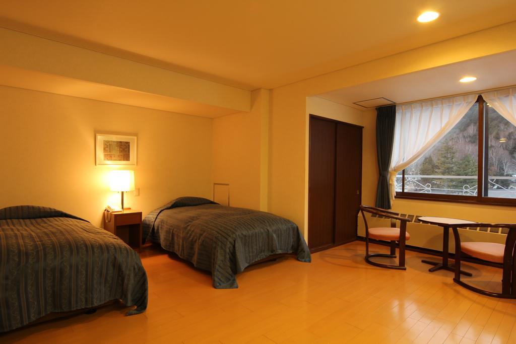 Kidoike Onsen Hotel Yamanouchi  Zewnętrze zdjęcie